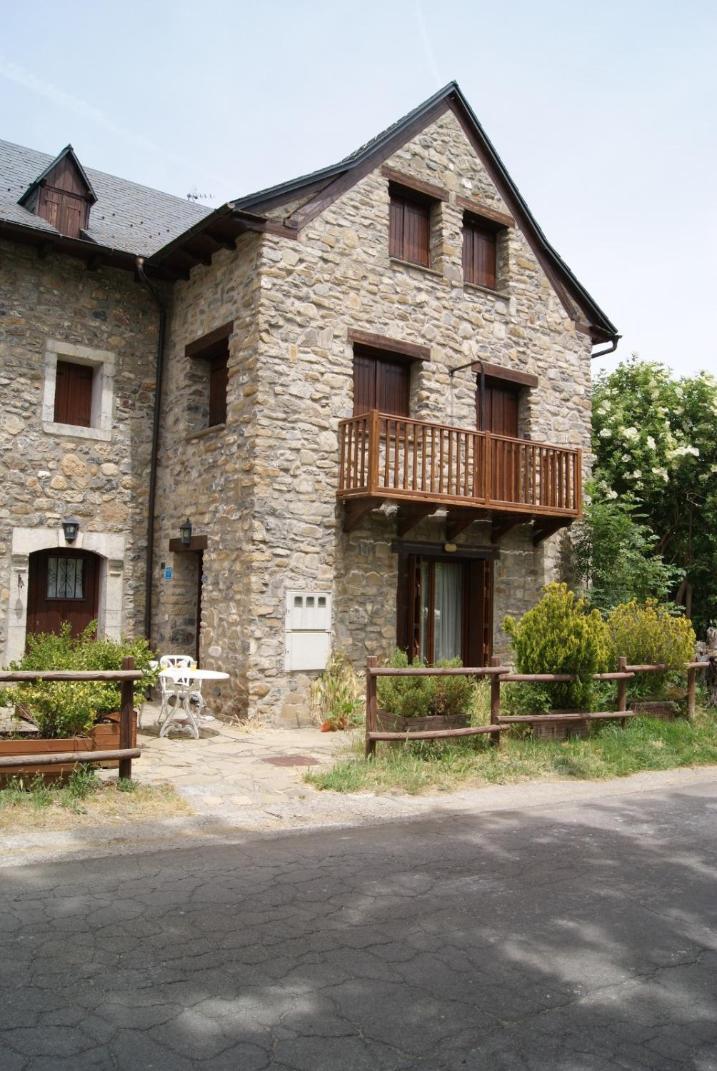 Cuniacha Villa Piedrafita de Jaca Exteriör bild