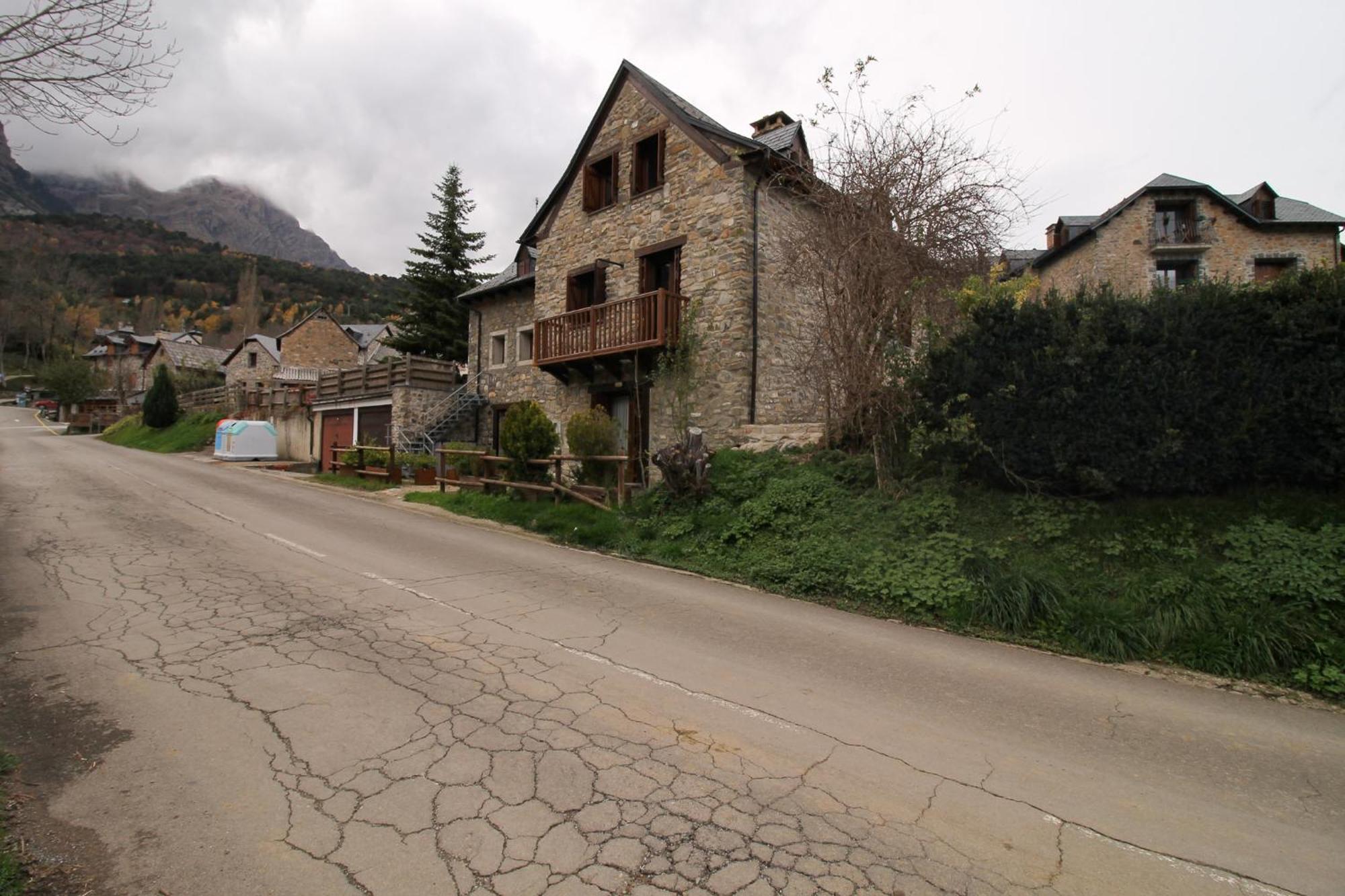 Cuniacha Villa Piedrafita de Jaca Exteriör bild